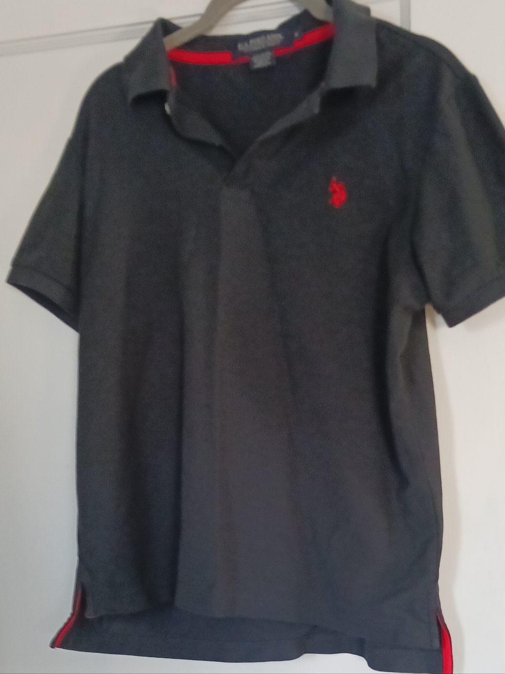 Men's Dark Gray Polo Shirt with Red Accent